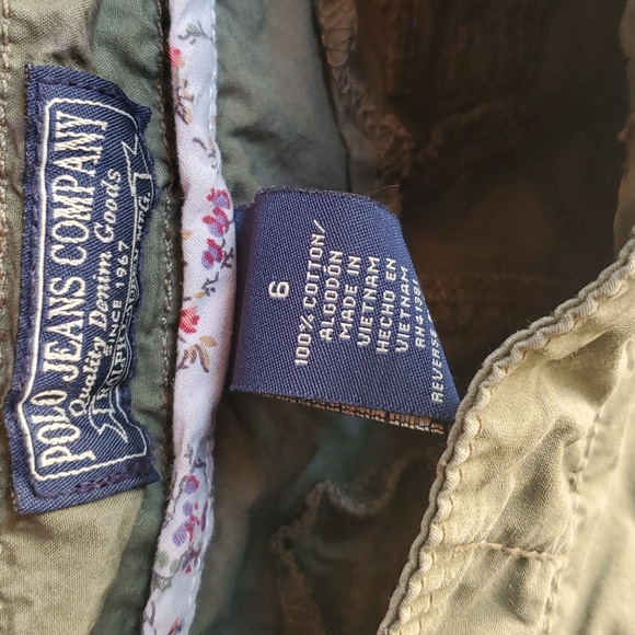 Ralph Lauren's Shorts - Picture 2 of 6